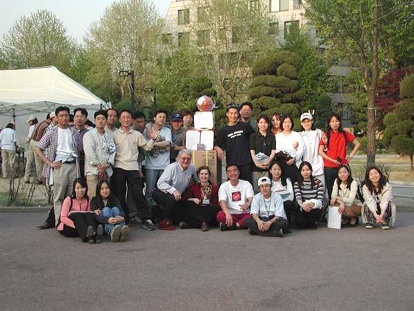 Sandra and Ron with Korea University Psychology Grad Students Sports Champion Team